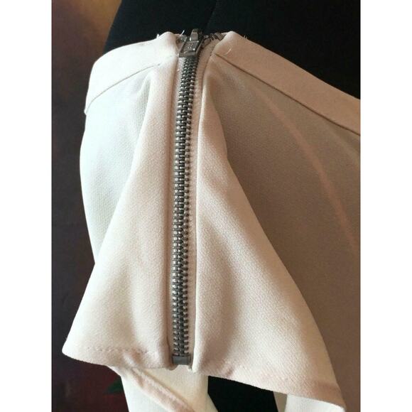 Forever 21 Cream Black Color block Mini Dress Sz Medium - Picture 9 of 12